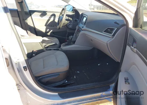 2017 Hyundai Elantra Se z USA, uszkodzony, nr VIN KMHD84LF2HU153772